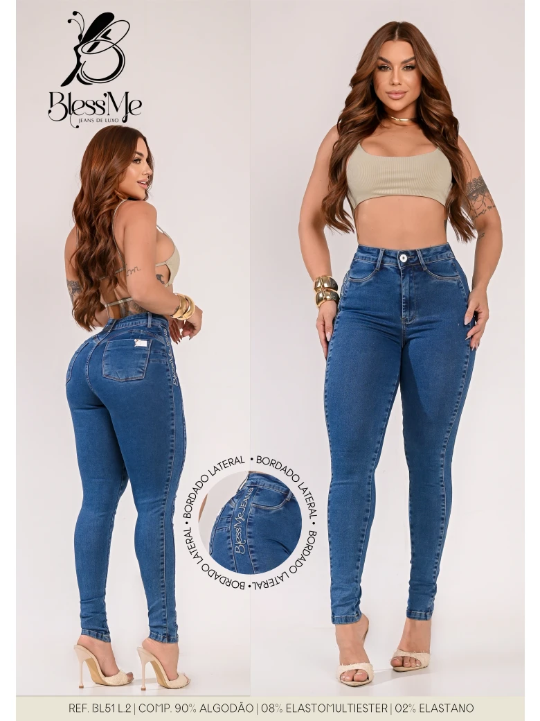 Foto do produto Calça Skinny Recorte Lateral e Bordado