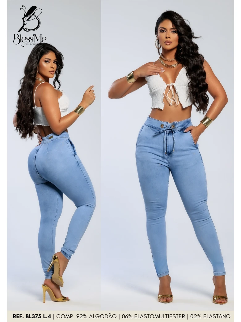 Foto do produto Calça Skinny Ilhós