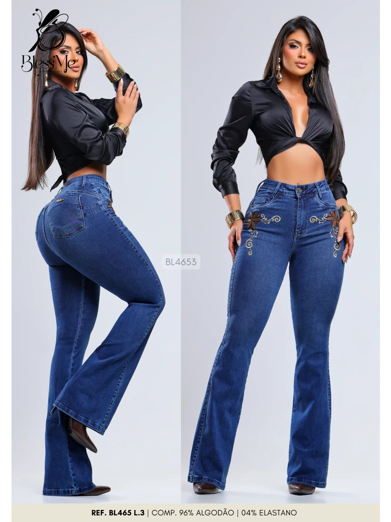 Foto do produto Calça Flare Com Bordado