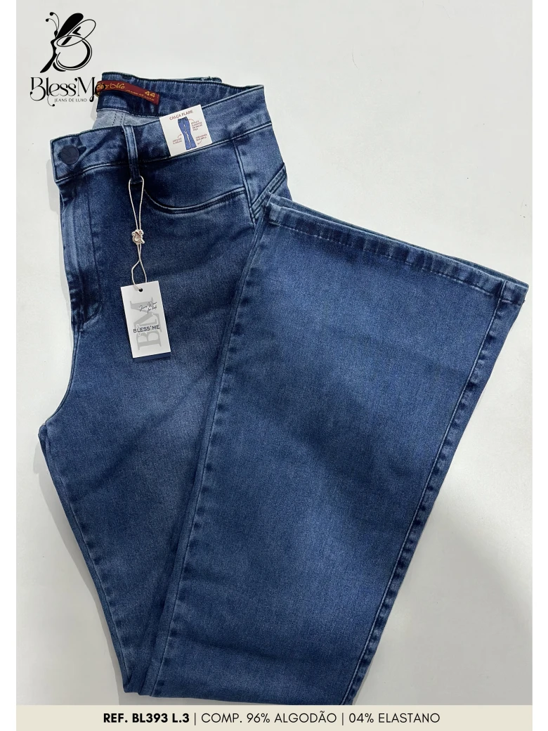 Foto do produto Calça Flare