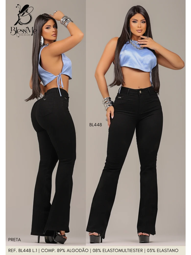 Foto do produto Calça Flare Preta