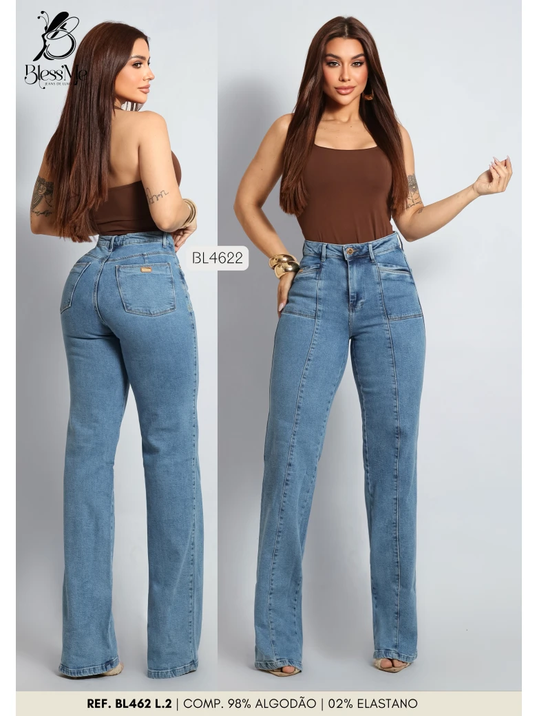 Foto do produto Calça Wide Leg Recortes
