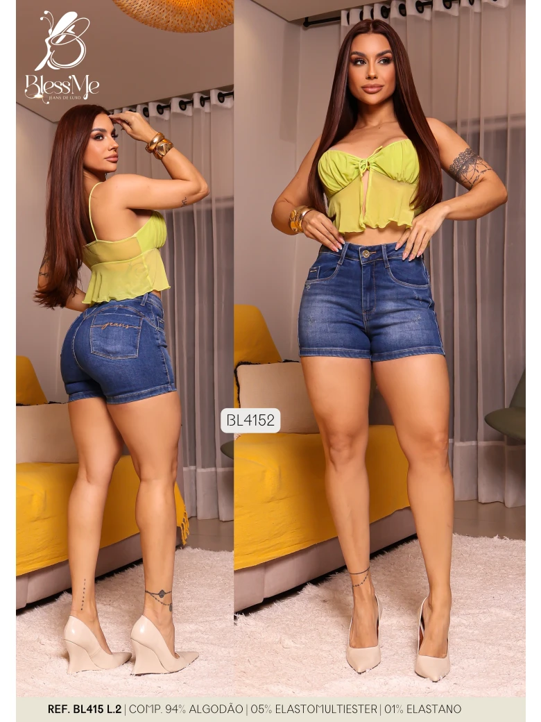 Foto do produto Short Bordado Bolso Traseiro