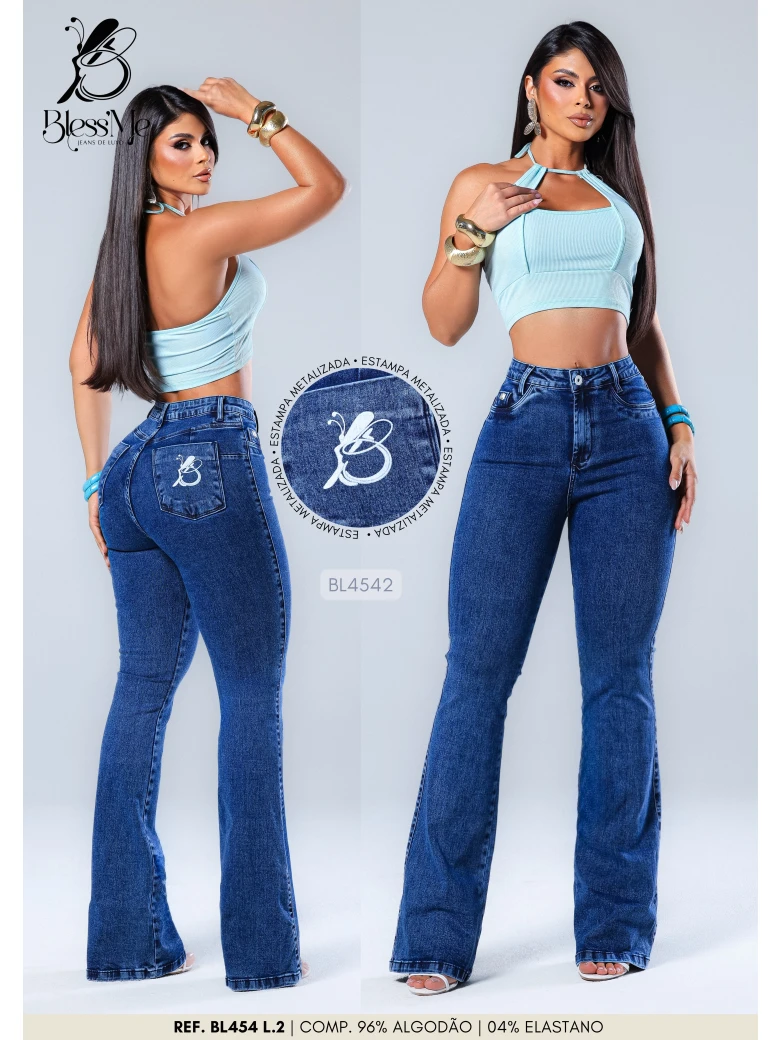 Foto do produto Calça Flare Com Silk