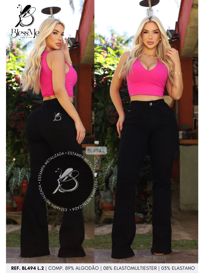 Foto do produto Calça Flare Tradicional