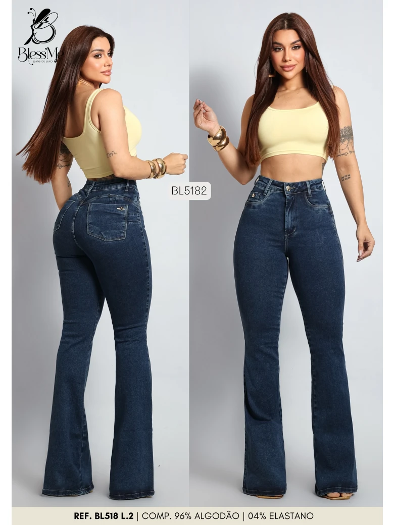 Foto do produto Calça Flare