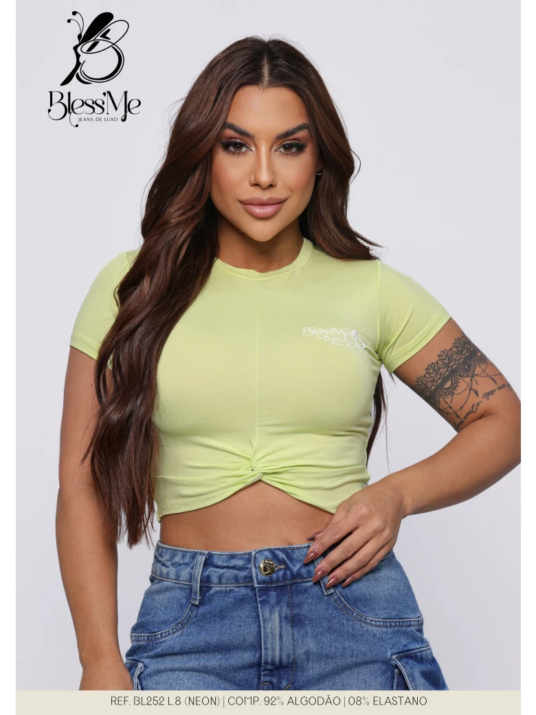 Foto do produto Blusa Feminina Detalhe Frente Estampas Variadas
