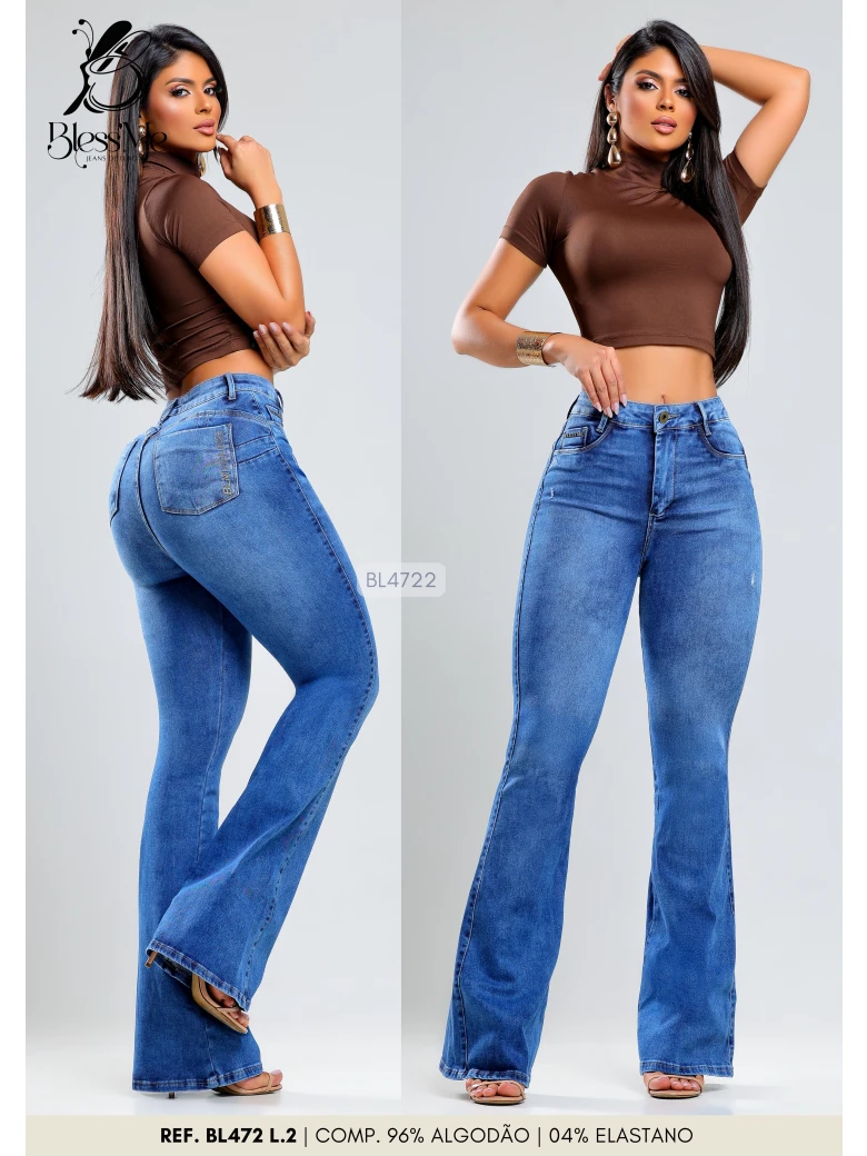 Foto do produto Calça Flare Bordado Bolso