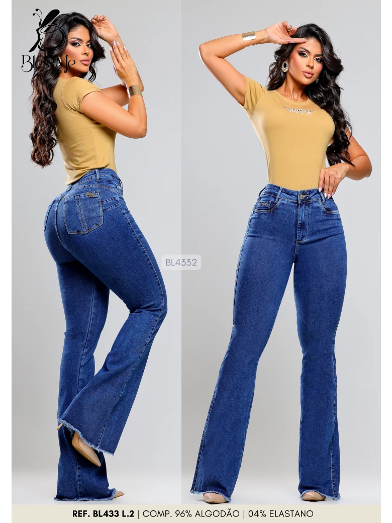 Foto do produto Calça Flare Barra A Fio
