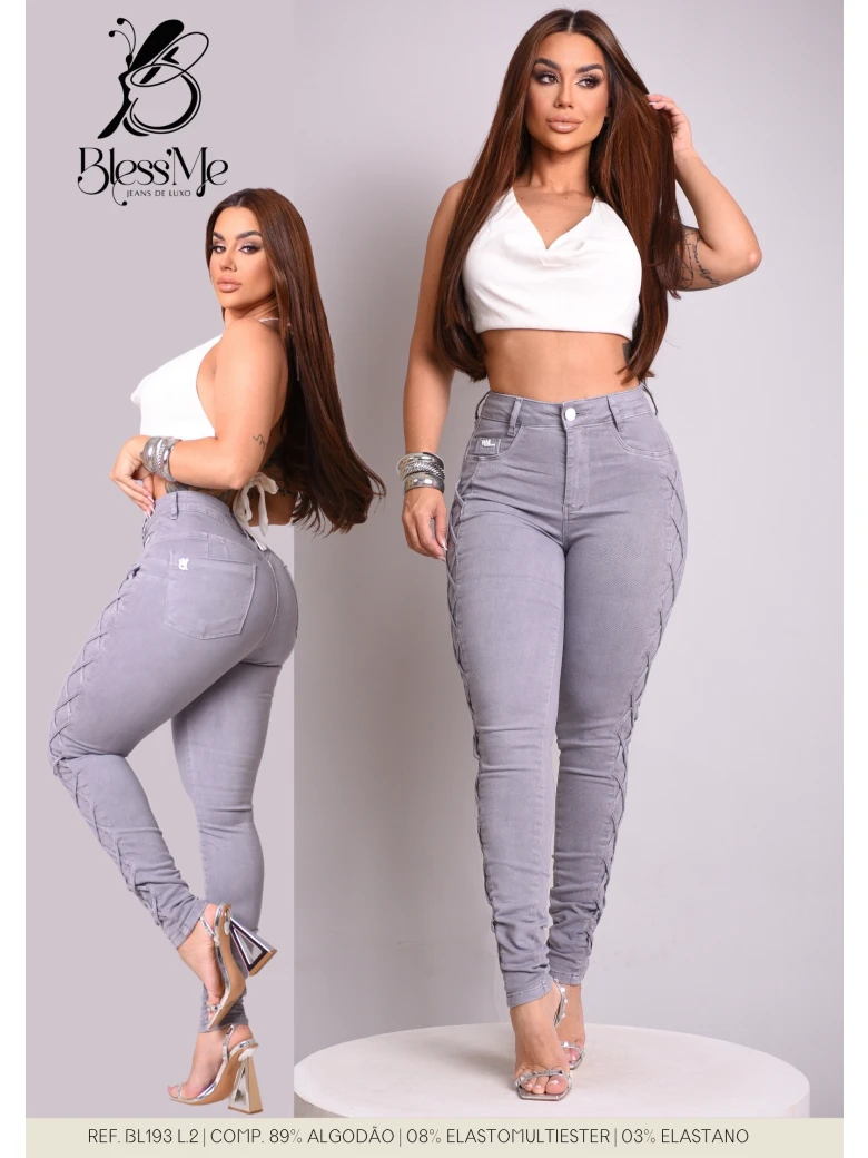 Foto do produto Calça Skinny Collor C/ Trança Lateral